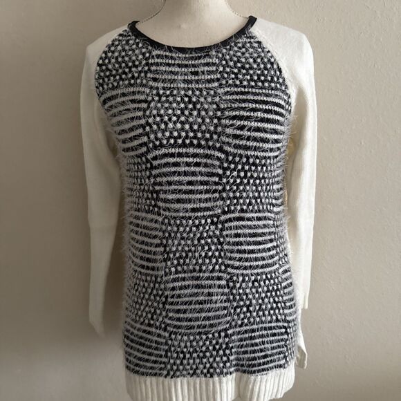 Hem & Thread Ladies S Sweater Pullover - Picture 1 of 8